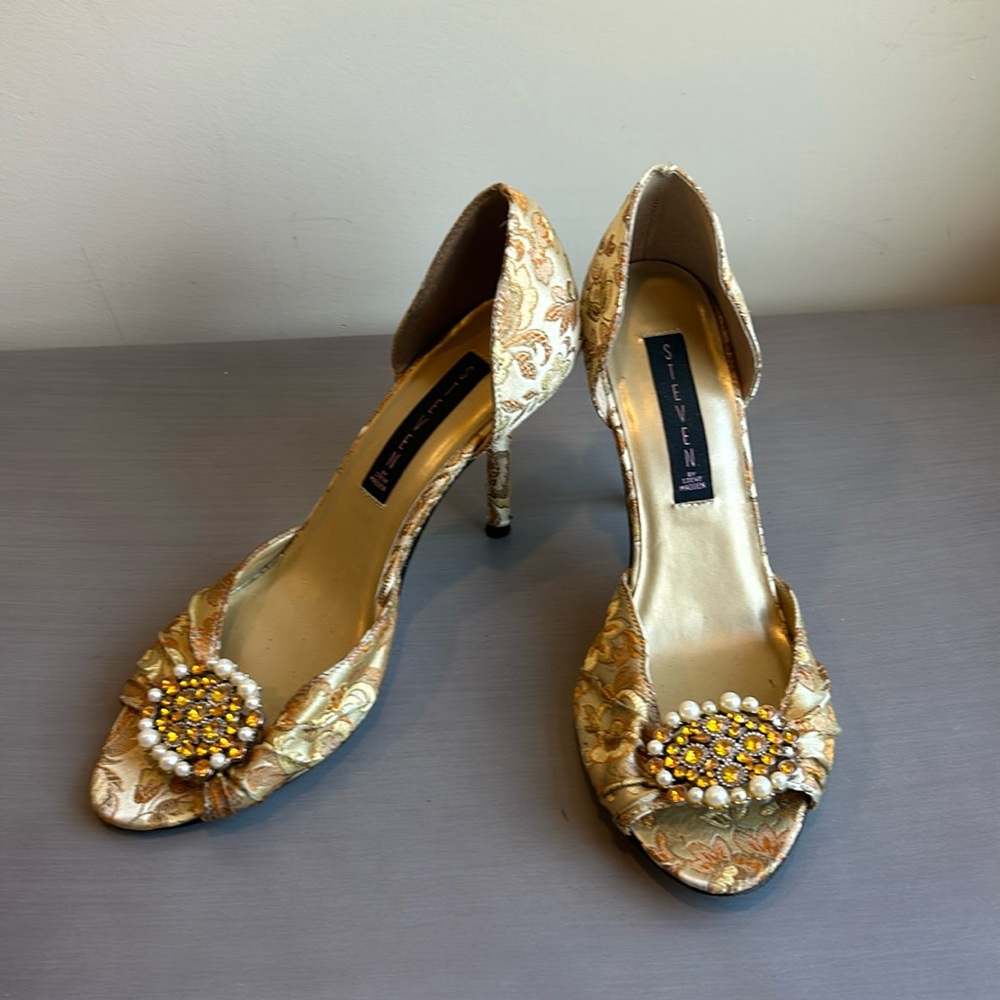 Women’s Steven by Steve Madden Peep Toe Pumps